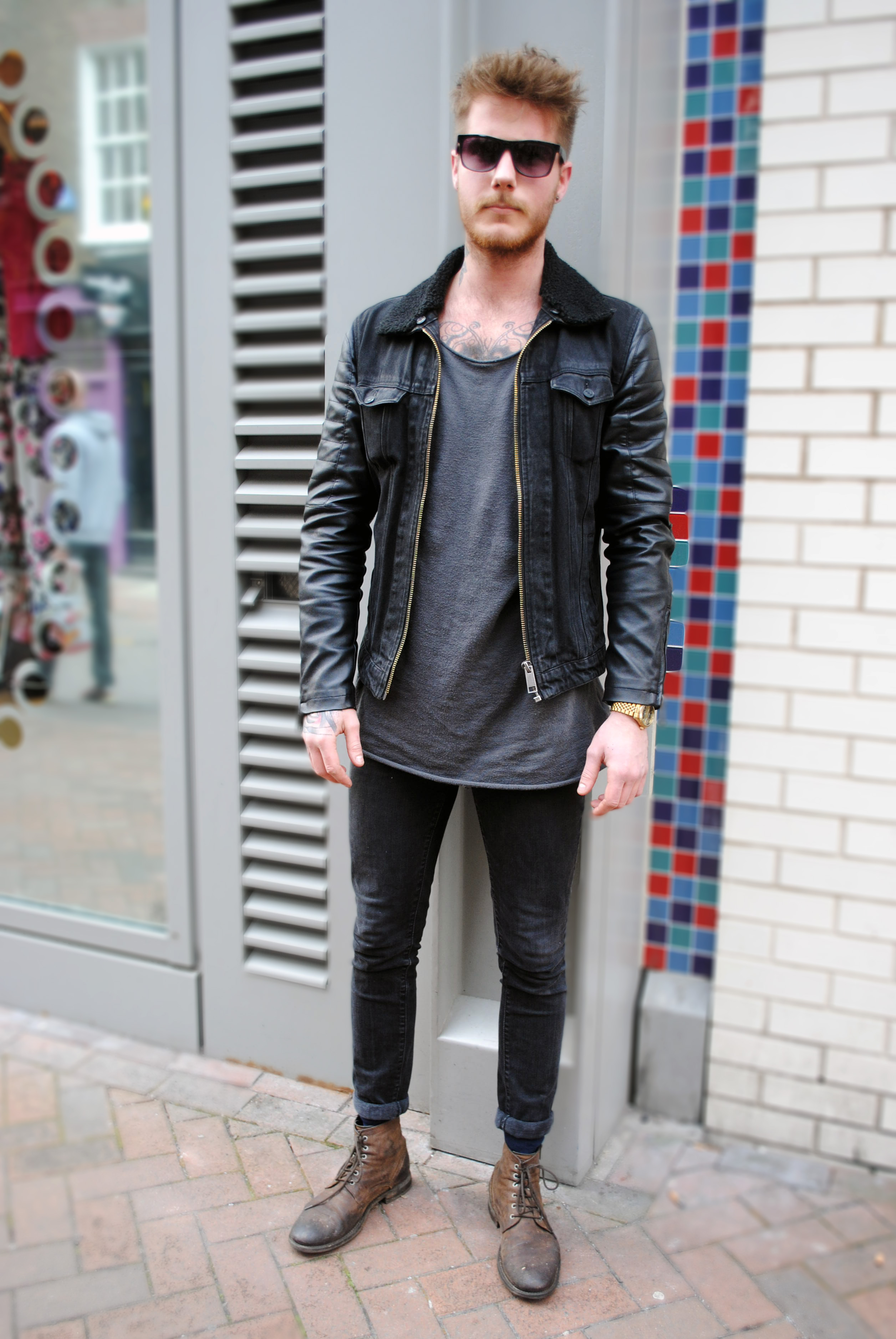 STREET STYLE: GOTH DETECTIVES - London On The Inside