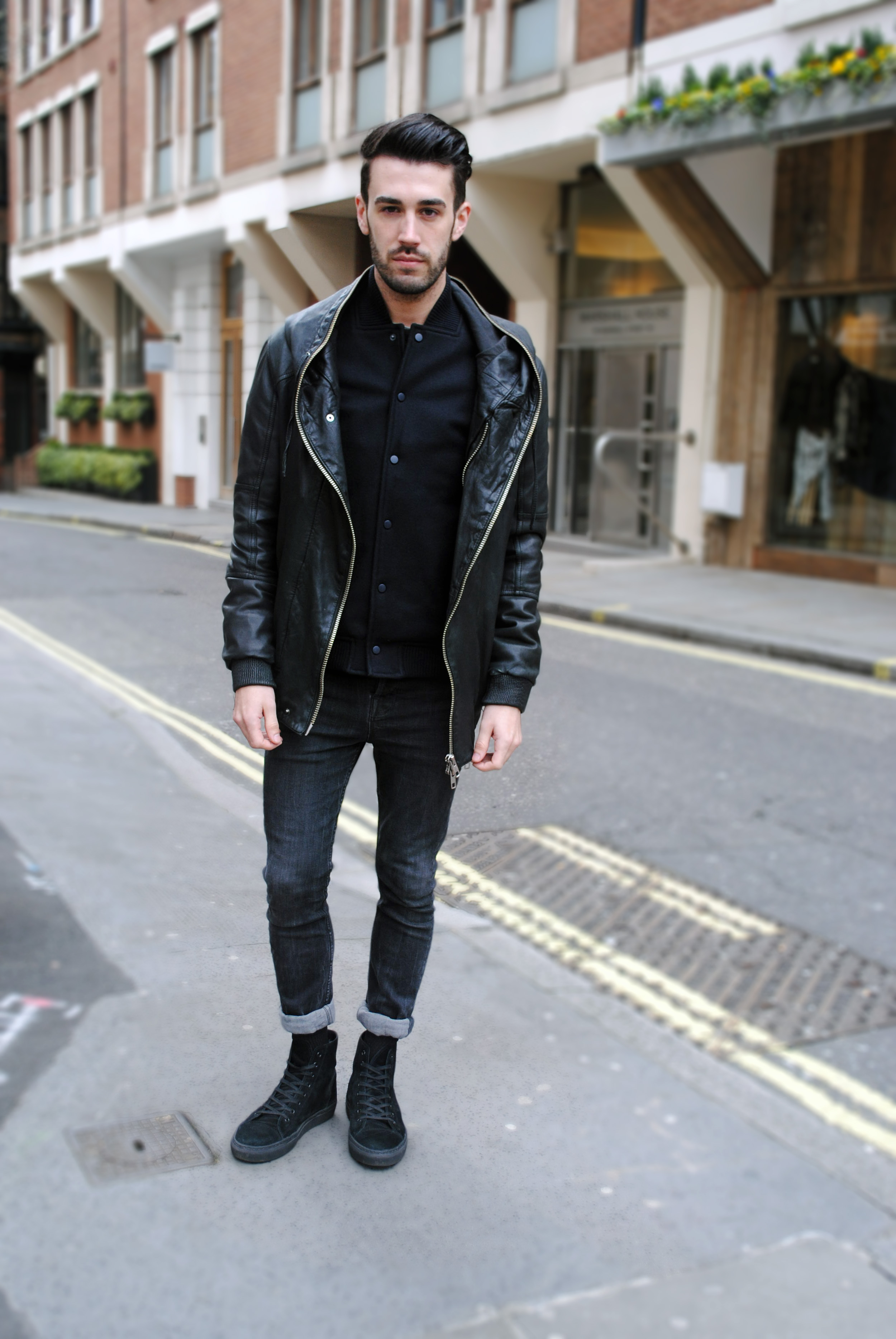 STREET STYLE: GOTH DETECTIVES - London On The Inside